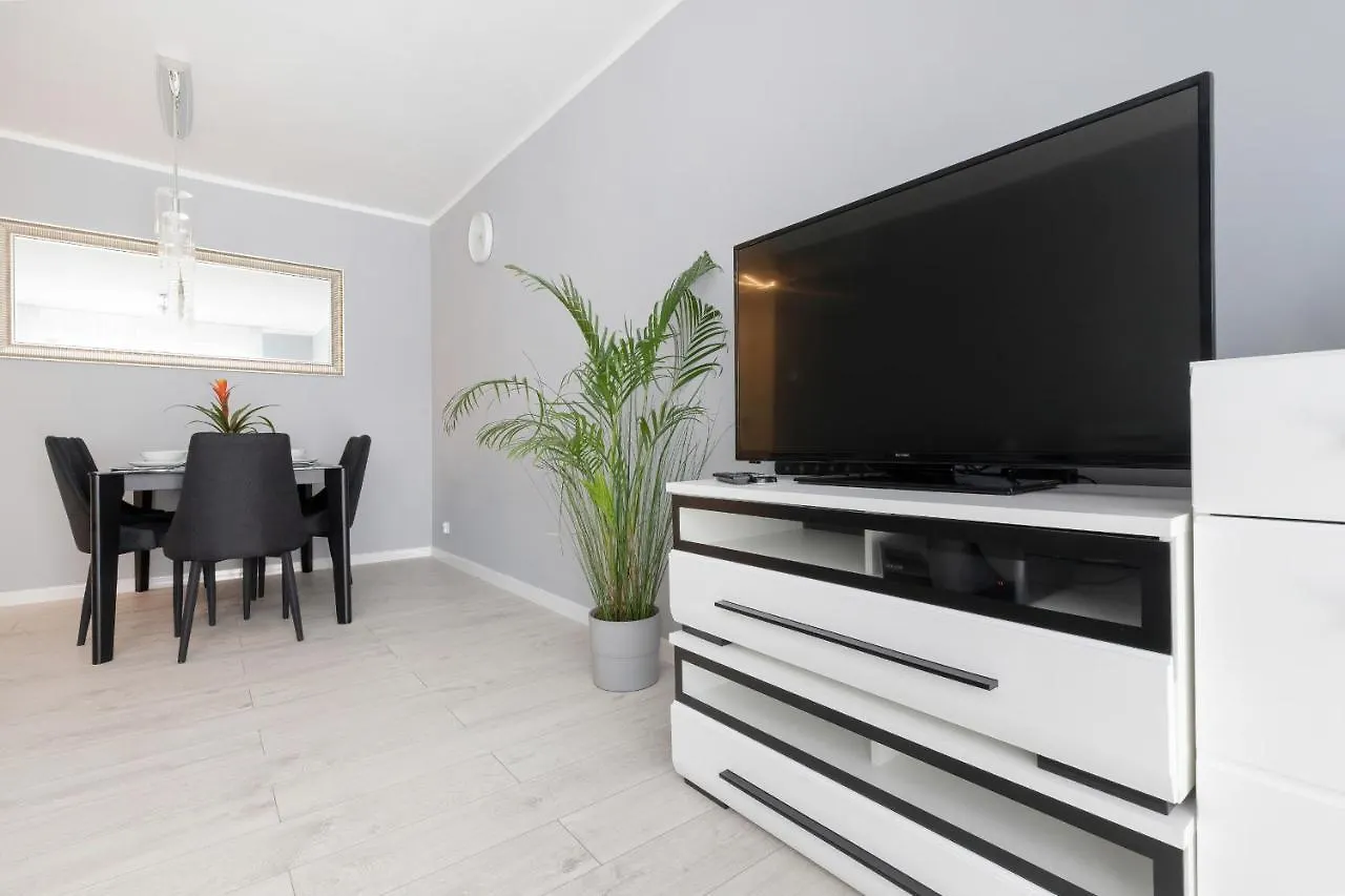 Przymorze Apartment Jagiellońska by Renters Gdańsk 0*,